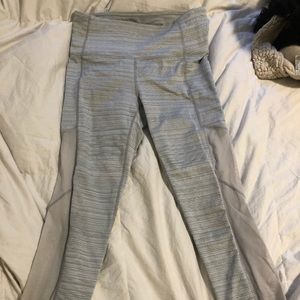 Athleta Grey/white leggings